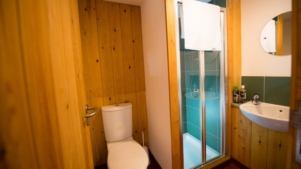 Ensuite bathroom in the WISE building